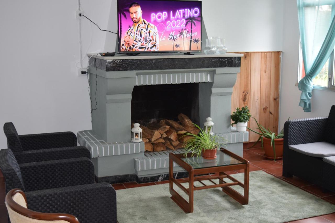 Albergue La Corona1 O Pino Екстер'єр фото